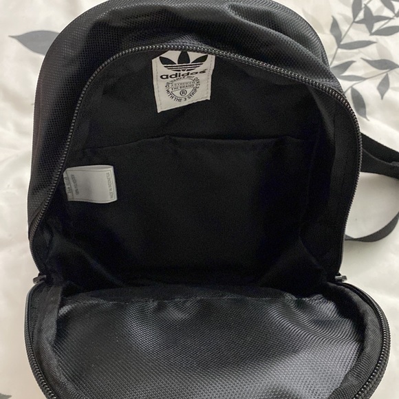 adidas Originals Mini Backpack - Picture 6 of 8